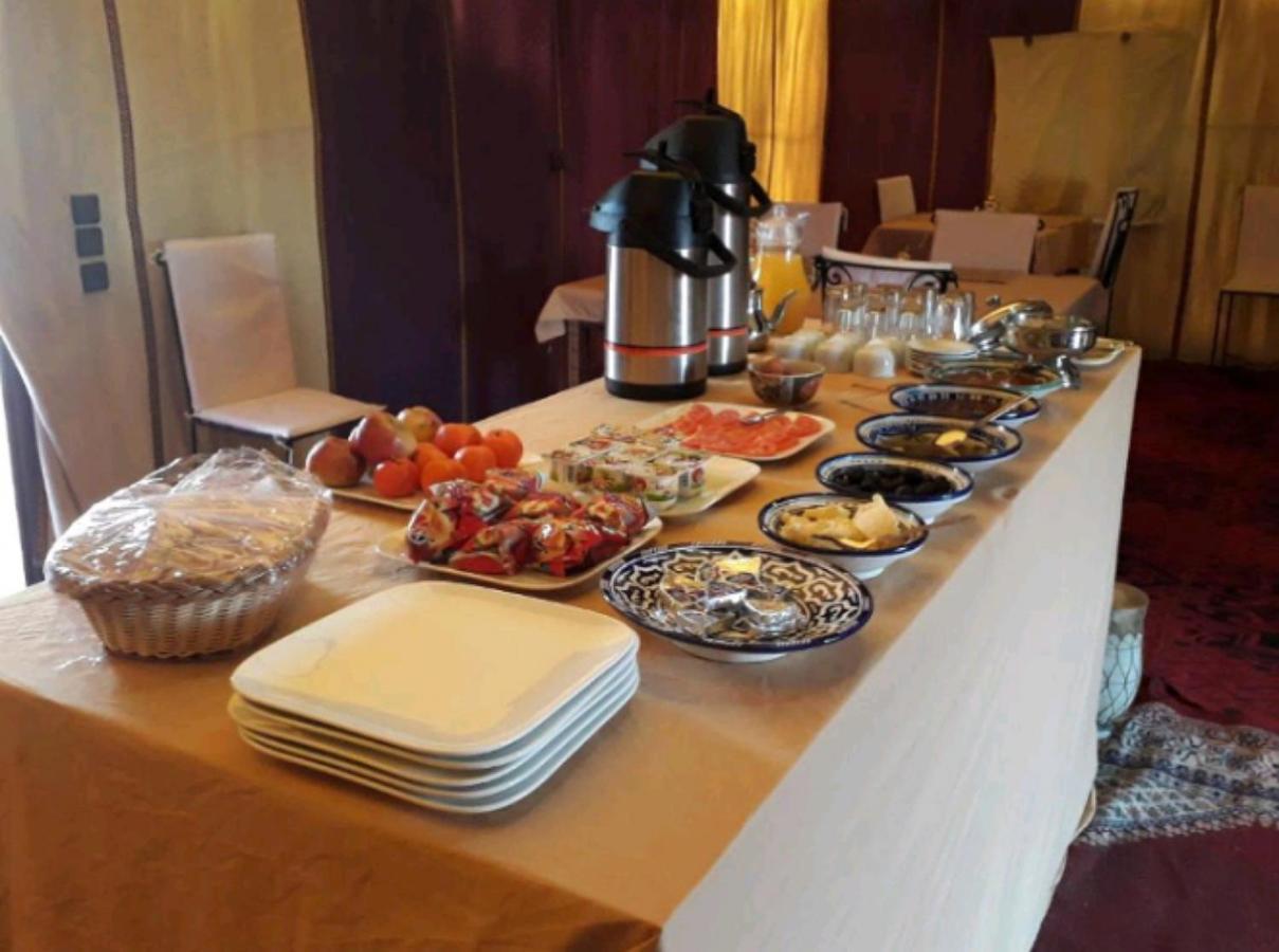 Sahara Traveling Camp 호텔 메르주가 외부 사진